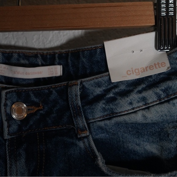 Zara TRF High Rise Distressed Raw Hem Denim Fish Net Ripped Knee Jeans Size 4 - Picture 9 of 9